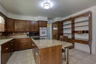 102 Shaker Heights Dr, Hopewell Township, PA 15001 - Photo 11