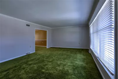 102 Shaker Heights Dr, Hopewell Township, PA 15001 - Photo 5