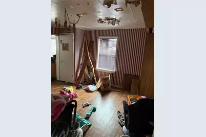 348 Musick St, Hempfield Township, PA 15635 - Photo 13