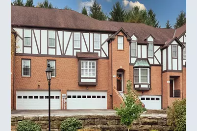 309 Kingsberry Cir, Pittsburgh, PA 15234 - Photo 1