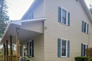 302 E Church St, Clay Township, PA 16061 - Photo 5
