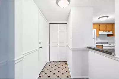 231 Coxcomb Hill #4, Pittsburgh, PA 15068 - Photo 3