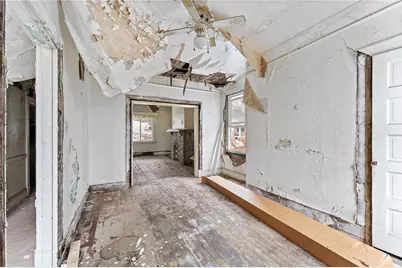 435 E Burgess St, Pittsburgh, PA 15214 - Photo 5