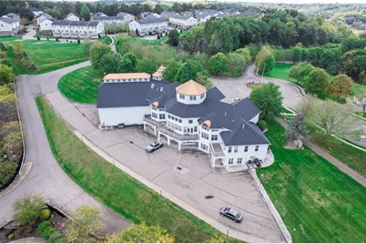 219 Adams Pointe #9, Adams Township, PA 16046 - Photo 9