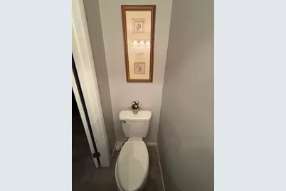 122 Rampart Ct, Pittsburgh, PA 15068 - Photo 13