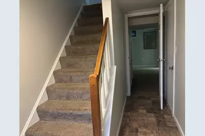 122 Rampart Ct, Pittsburgh, PA 15068 - Photo 3