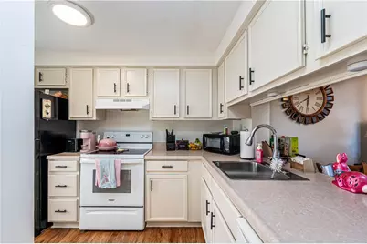 16 Shadow Dr, Pittsburgh, PA 15227 - Photo 7