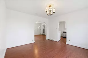 240 Ridgewood Ave, Pittsburgh, PA 15229 - Photo 9