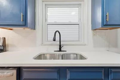 201 Onyx St, Pittsburgh, PA 15210 - Photo 11