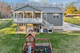 124 Pinebrook Dr, Chippewa Township, PA 15010 - Photo 31