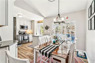 124 Pinebrook Dr, Chippewa Township, PA 15010 - Photo 7