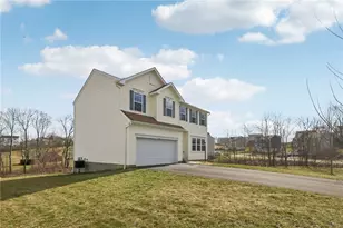 171 Kruger Cir, Forward Township, PA 16033 - Photo 7