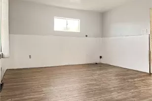 517 Pine St, Mount Pleasant Township, PA 15666 - Photo 5