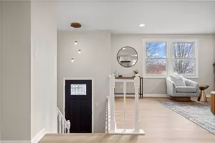 320 Willow Hedge Dr, Monroeville, PA 15146 - Photo 3