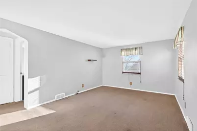 132 Ida Drive, Pittsburgh, PA 15116 - Photo 3