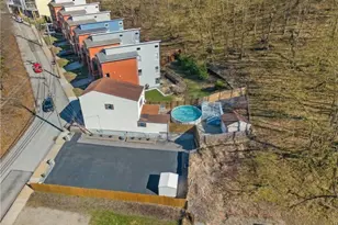 1615 Wicklines Ln, Pittsburgh, PA 15212 - Photo 33