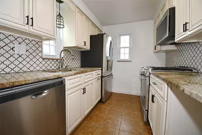 49 Sunrise Dr, Pittsburgh, PA 15236 - Photo 11