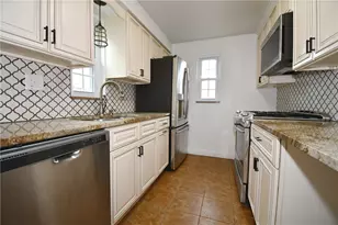 49 Sunrise Dr, Pittsburgh, PA 15236 - Photo 11