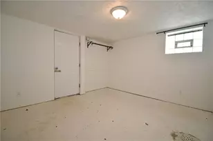 49 Sunrise Dr, Pittsburgh, PA 15236 - Photo 27