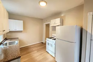 326 Cherry St, Homestead, PA 15120 - Photo 3