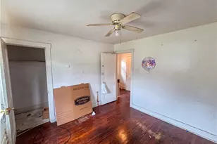 2050 Laketon Rd, Pittsburgh, PA 15221 - Photo 15
