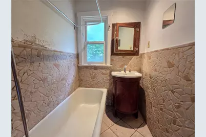 2050 Laketon Rd, Pittsburgh, PA 15221 - Photo 21