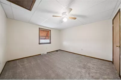 504 Fair Oaks Street, Stowe Township, PA 15136 - Photo 19