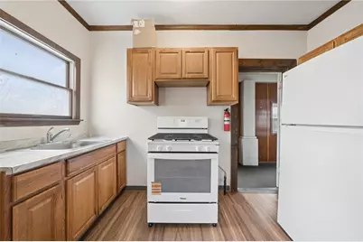 504 Fair Oaks Street, Stowe Township, PA 15136 - Photo 11