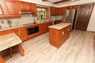 112 Alkim Dr, Centerville, PA 15417 - Photo 7