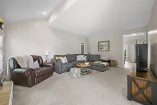 237 Erin Dr, Cranberry Township, PA 16066 - Photo 15