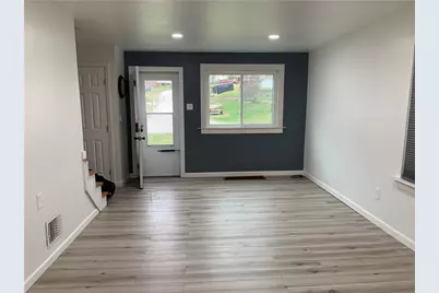 622 E Ascension Dr., West Mifflin, PA 15122 - Photo 5