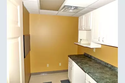 1142 National Pike, Uniontown, PA 15445 - Photo 7