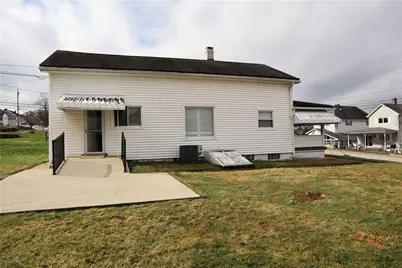 506 Lewis Ave, Jeannette, PA 15644 - Photo 27