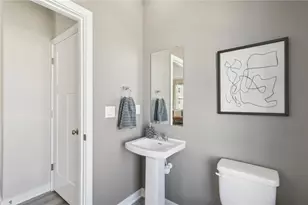 139 River Rdg Dr, Moon/Crescent Twp, PA 15108 - Photo 13