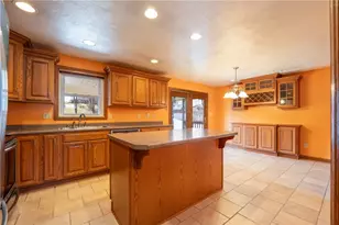 15 Deerfield Dr, Hempfield Township, PA 15601 - Photo 11