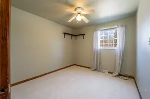 15 Deerfield Dr, Hempfield Township, PA 15601 - Photo 17