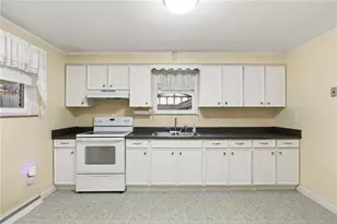 20 Fairhill Dr, Washington, PA 15301 - Photo 9