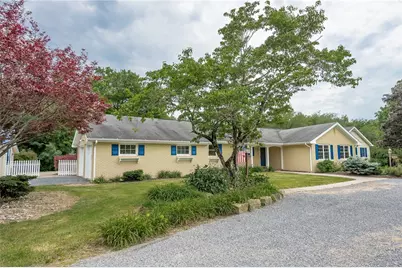 2 Deerfield Ln, White Township, PA 15701 - Photo 3