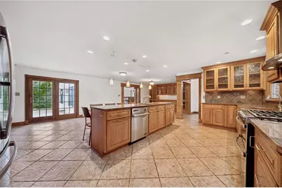 2 Deerfield Ln, White Township, PA 15701 - Photo 5