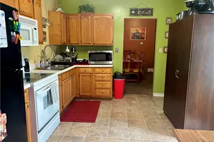 907 Crest Ave, Charleroi Boro, PA 15022 - Photo 3