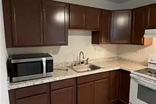 814 Green St, Southwest Greensburg Boro, PA 15601 - Photo 3