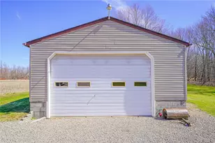 534 New Bedford-Sharon Rd, Pulaski Township, PA 16159 - Photo 11