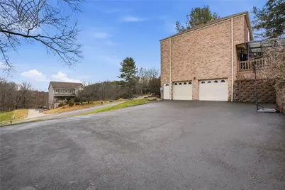2521 Country Side Ln, Pittsburgh, PA 15090 - Photo 49