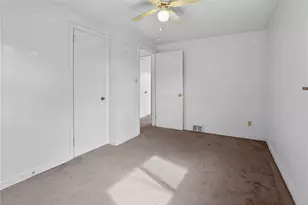 425 Idlewood Rd, Pittsburgh, PA 15235 - Photo 19