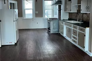 2508 Leticoe St, Pittsburgh, PA 15203 - Photo 5