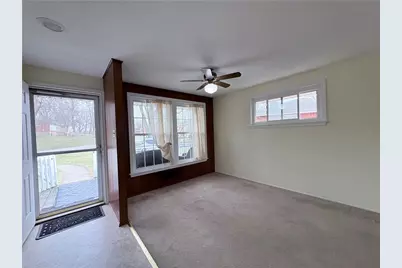 562 Firethorne Dr, Monroeville, PA 15146 - Photo 7