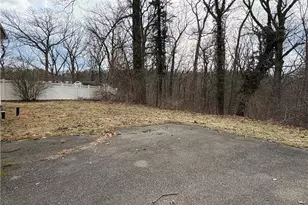 562 Firethorne Dr, Monroeville, PA 15146 - Photo 41