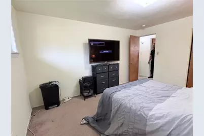 562 Firethorne Dr, Monroeville, PA 15146 - Photo 15