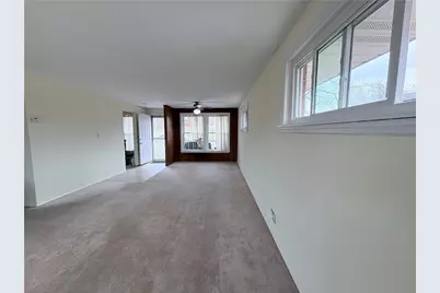 562 Firethorne Dr, Monroeville, PA 15146 - Photo 11