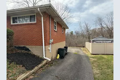 562 Firethorne Dr, Monroeville, PA 15146 - Photo 45